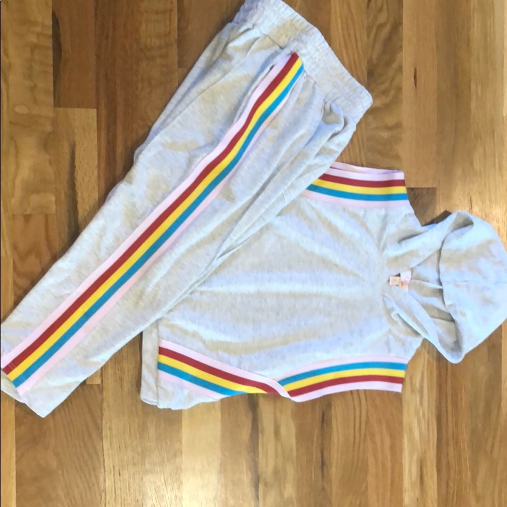 Sweatsuit Girls